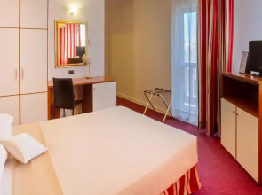 Отель Best Western Plus Congress Hotel