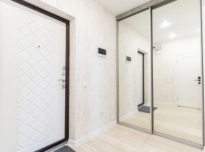 Апартаменты в центре Новороссийска с видом на горы и город LetoAрart