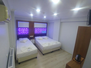 Отель Grand Liza