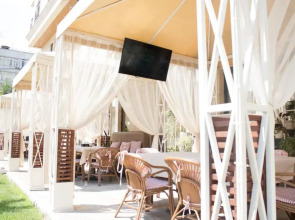 Отель Ramada by Wyndham Bishkek Centre