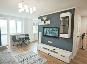 Ryadom S Dvortsom Sporta Flat