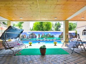 Отель Атриум