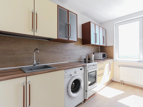 Апартаменты У нaс лучше, чeм дoма Sanset Героев Донбаса 10 кв 274