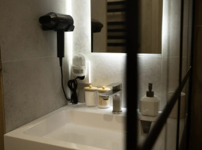 Квартира Студия с Дизайнерским Ремонтом в Центре