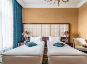 Отель Nevskiy Eclectic by AKYAN