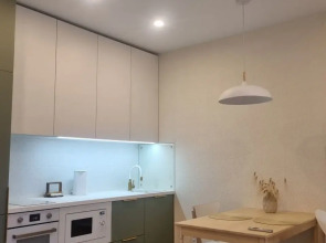 Uyutnaya Studiya v 10 Minutakh ot Morya Flat