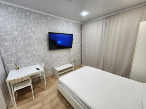 V Mikrorayone Druzhba 4/2 Apartments