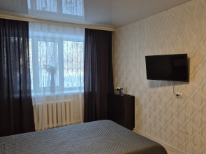 Квартира на Первостроителей 37