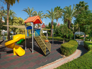 Aydinbey Famous Resort - Ultra All Inclusive