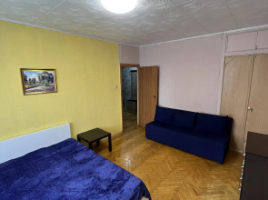 Апартаменты Конева 16