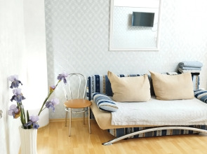 Квартира Двухкомнатная возле центра