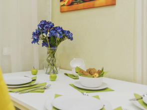 Квартира GM Apartments Стильная Трехкомнатная в центре рядом с МХАТ