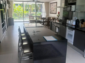 (140m2) 2 Spalni v 200-Kh Metrakh ot Morya Apartments