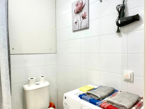 Апартаменты Истоман Студия вид на пруд