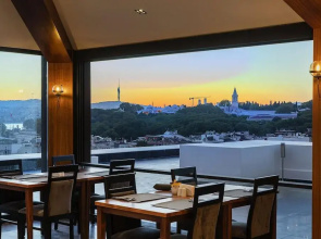 Demiray Hotel