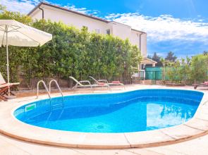 Mare Villa