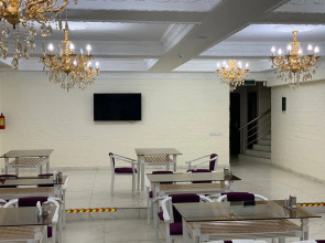 Отель Orient Grand