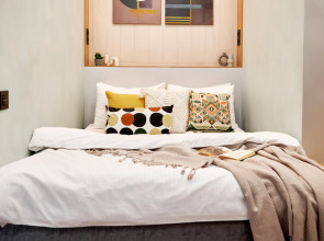 Квартира Aparts Pro Дизайнерская видовая студия у Волги в ЖК Галактика на 20 этаже