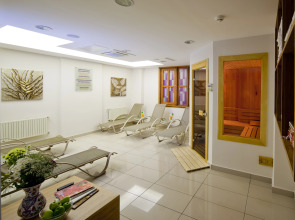 Отель GLK Premier The Home Suites & Spa