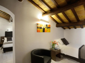 Hotel Trevi