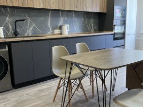 Krasivaya I Uyutnaya V Tsentre Gorod Flat