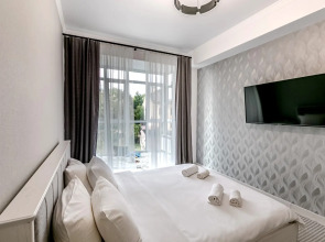 Апартаменты Мята Ирины Савельевой - У входа в парк к долине роз