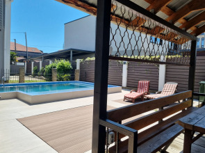 Гостевой Дом с Бассейном