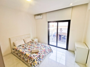 The White Pearl Apartments