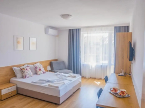 Flora Studios Sarafovo Apartments