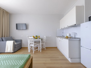 Студия Живи в Песочном Садовая 81