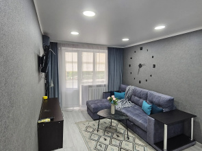 Komfortnaya Dvushka Na Volodarskogo 10 Flat