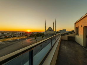 The Great Airport Hotel