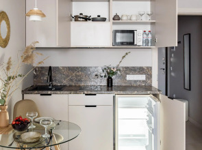 Апартаменты Бежевые в центре с кондиционером