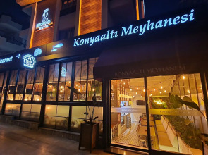 Отель Mic Royal