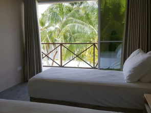 Amvoj Maldives Thulusdhoo Guest House