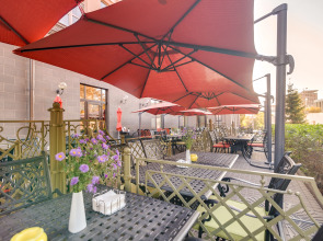 Отель Alfavito Kyiv