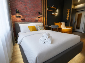Horomy so Stilnym Dizajnom Apartment