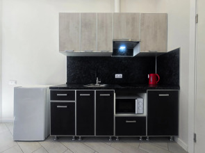 Квартира на 1м этаже со своей зоной отдыха и оборудованной кухней