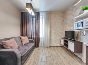 Апартаменты Евротрёхкомнатные Stepanenkov на Зыряновской 55