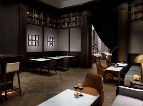 Отель Address Downtown