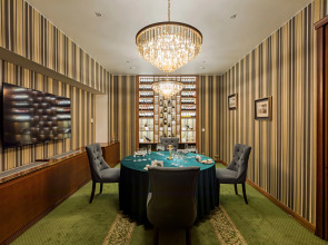 Отель Президент