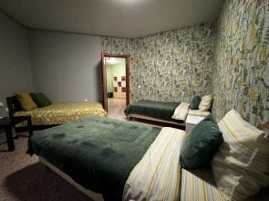 Квартира Двухкомнатная на Фрунзе 29 у ГУОР Локомотив