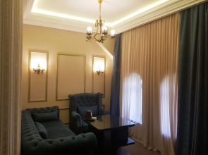 Отель Roma Yerevan & Tours