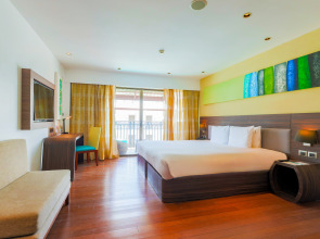 Отель Holiday Inn Resort Phuket Karon Beach by IHG