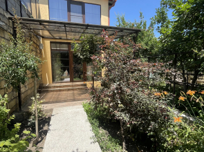 Dobry Domik Rouz Apartments
