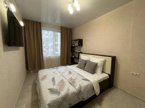 Апартаменты Уютные 3-комнатные на Июльских Днях 1к1