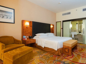 Отель Millennium Airport Hotel Dubai