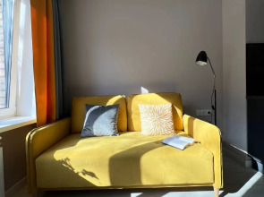 Апартаменты Яркие апартаменты Yellow у метро Кузьминки