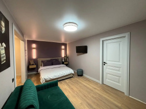 Uluchshennye apartamenty na Sovetskoy Flat