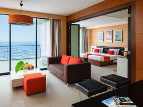 Отель The Zign Hotel